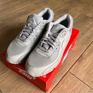 Nike Air Max 90 ( box without lid )